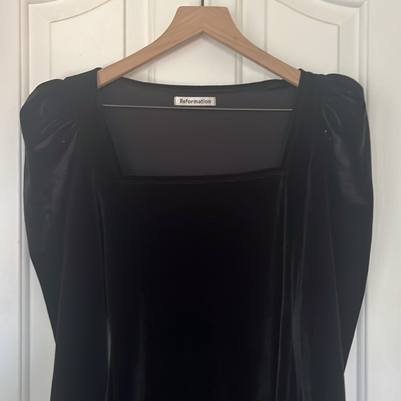 Reformation | Square Neck Velvet Mini Dress Size XS Cocktail Evening Wedding - Picture 4 of 10